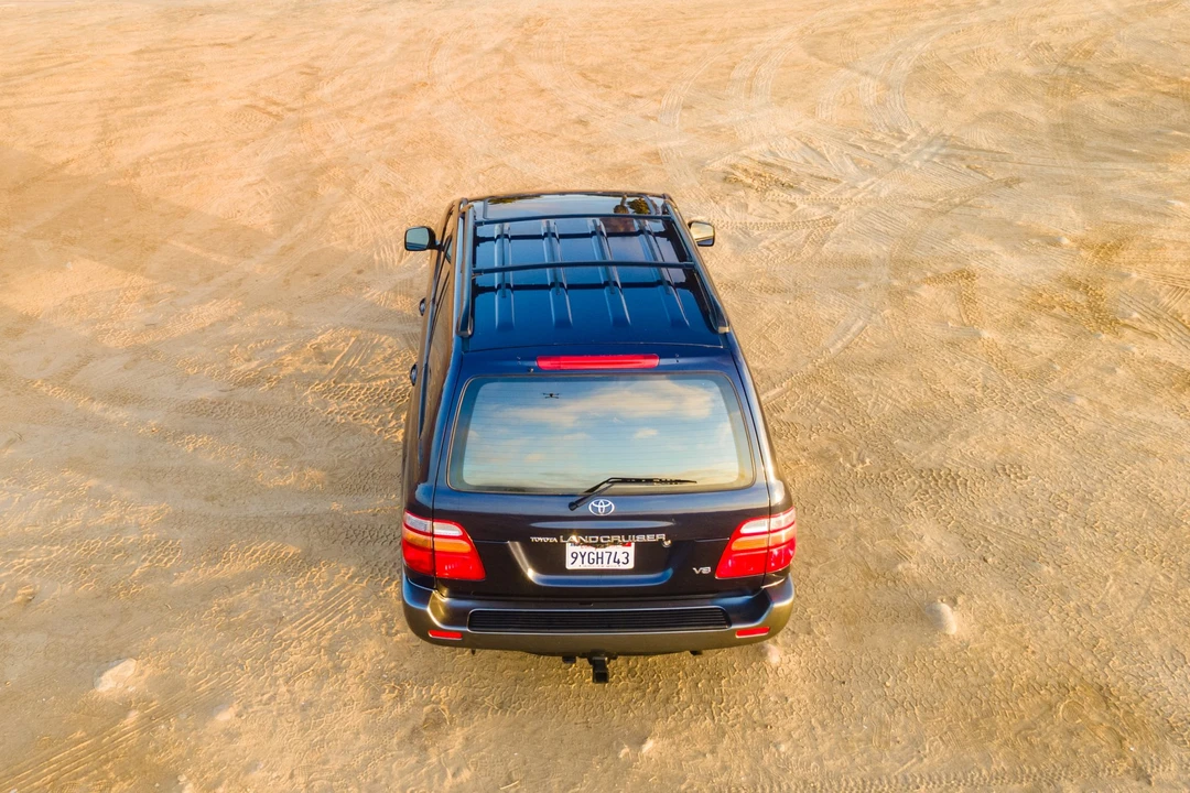 1998 Toyota J100 Land Cruiser - Image 13 of 31