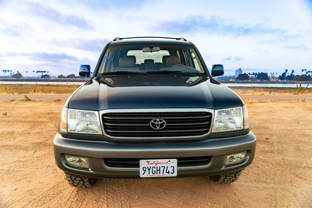 1998 Toyota J100 Land Cruiser - Image 10 of 31