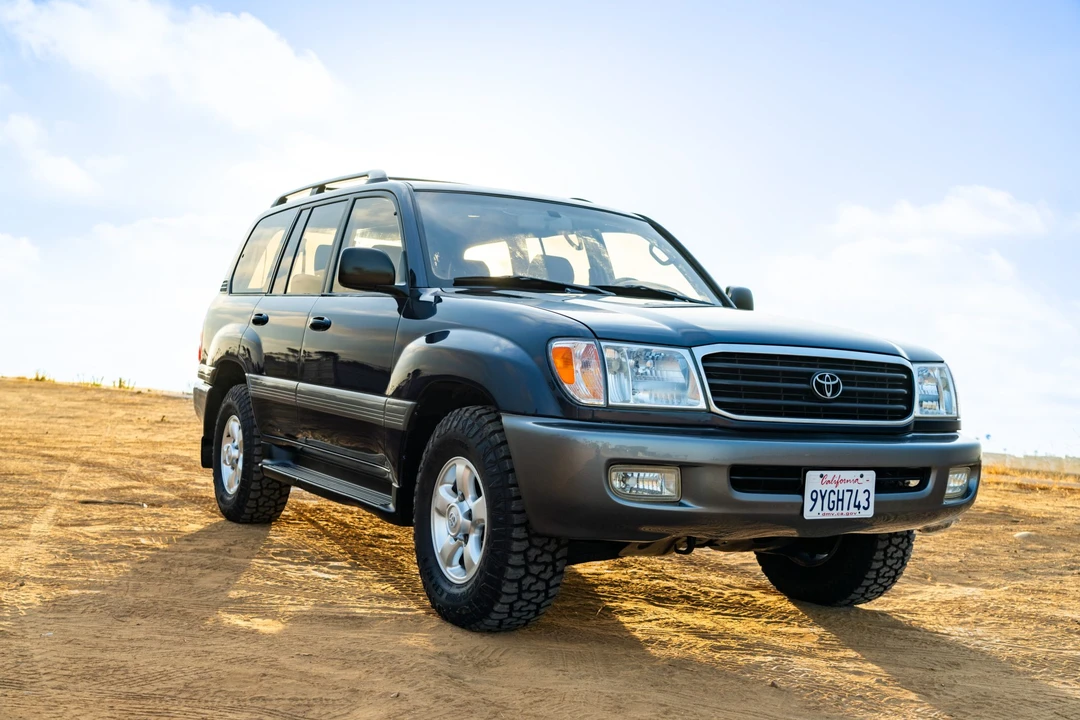 1998 Toyota J100 Land Cruiser - Image 3 of 31