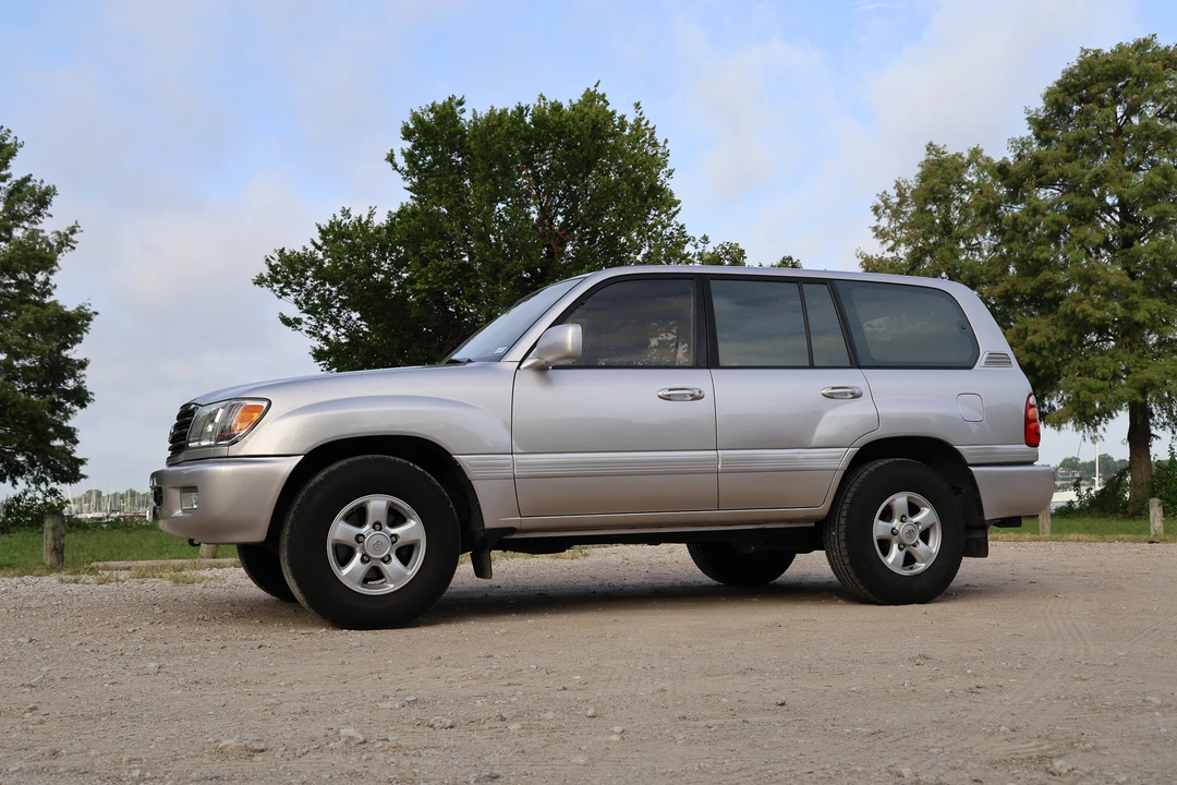 1998 Toyota J100 Land Cruiser - Image 6 of 31