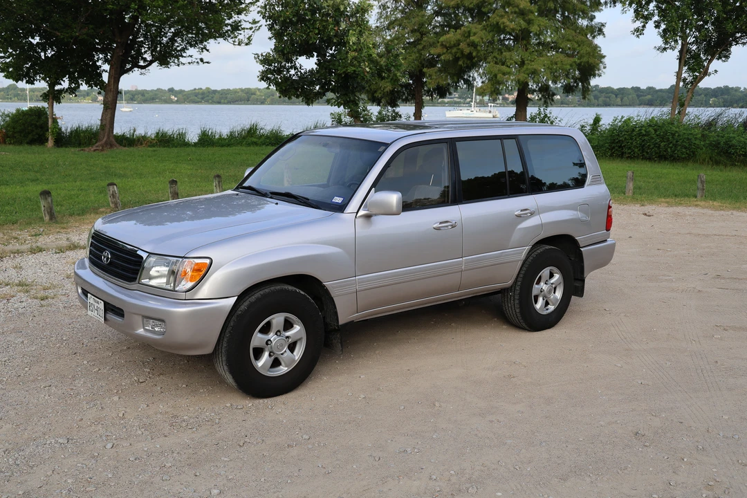 1998 Toyota J100 Land Cruiser - Image 7 of 31
