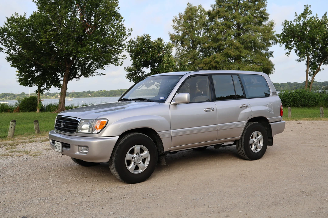 1998 Toyota J100 Land Cruiser - Image 8 of 31