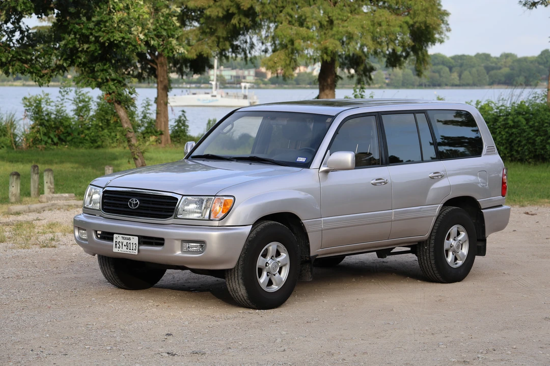 1998 Toyota J100 Land Cruiser - Image 10 of 31