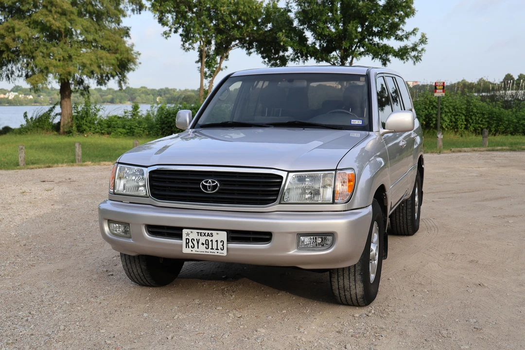1998 Toyota J100 Land Cruiser - Image 13 of 31