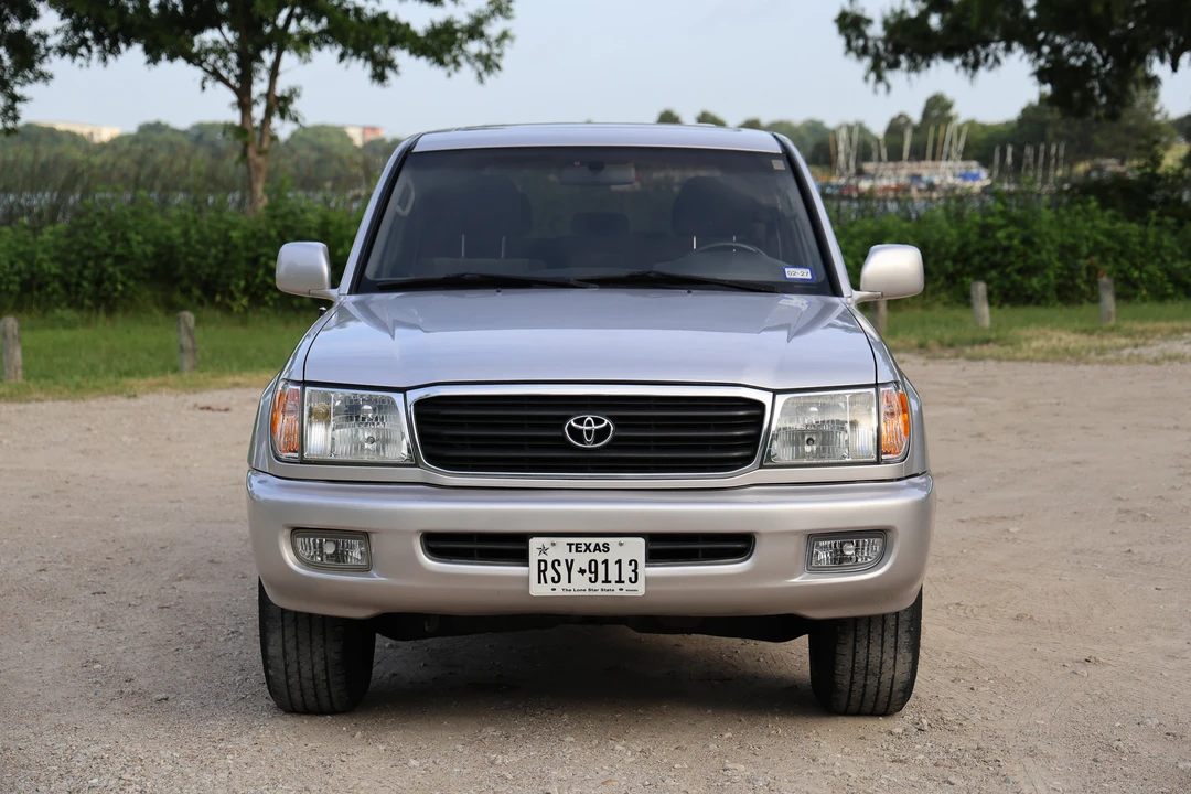 1998 Toyota J100 Land Cruiser - Image 16 of 31