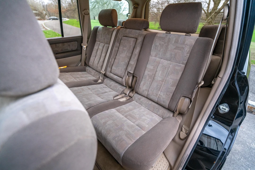 1998 Toyota J100 Land Cruiser - Image 28 of 31