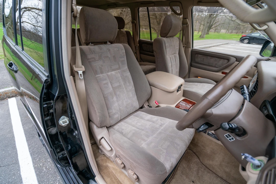 1998 Toyota J100 Land Cruiser - Image 24 of 31