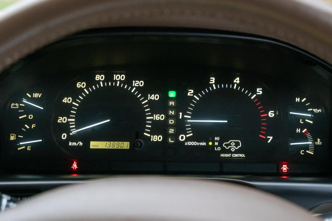 1998 Toyota J100 Land Cruiser - Image 23 of 31