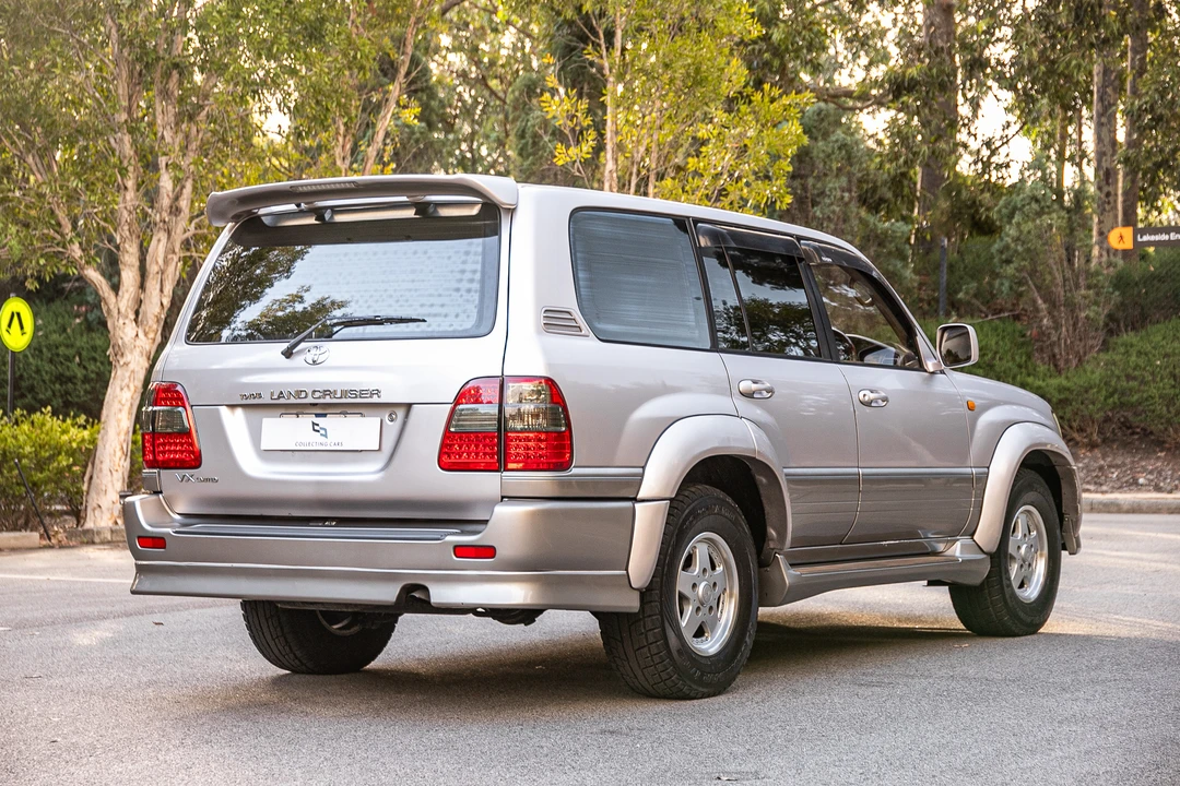 1998 Toyota J80 Land Cruiser - Image 7 of 31
