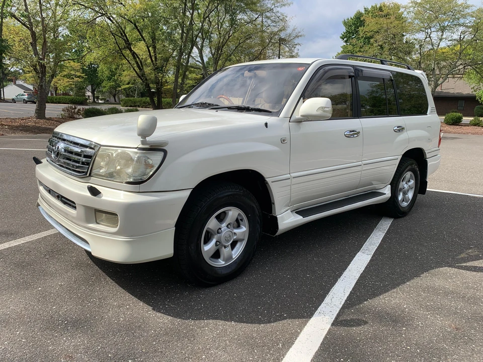 1998 Toyota J100 Land Cruiser - Image 10 of 31