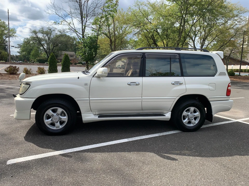 1998 Toyota J100 Land Cruiser - Image 12 of 31