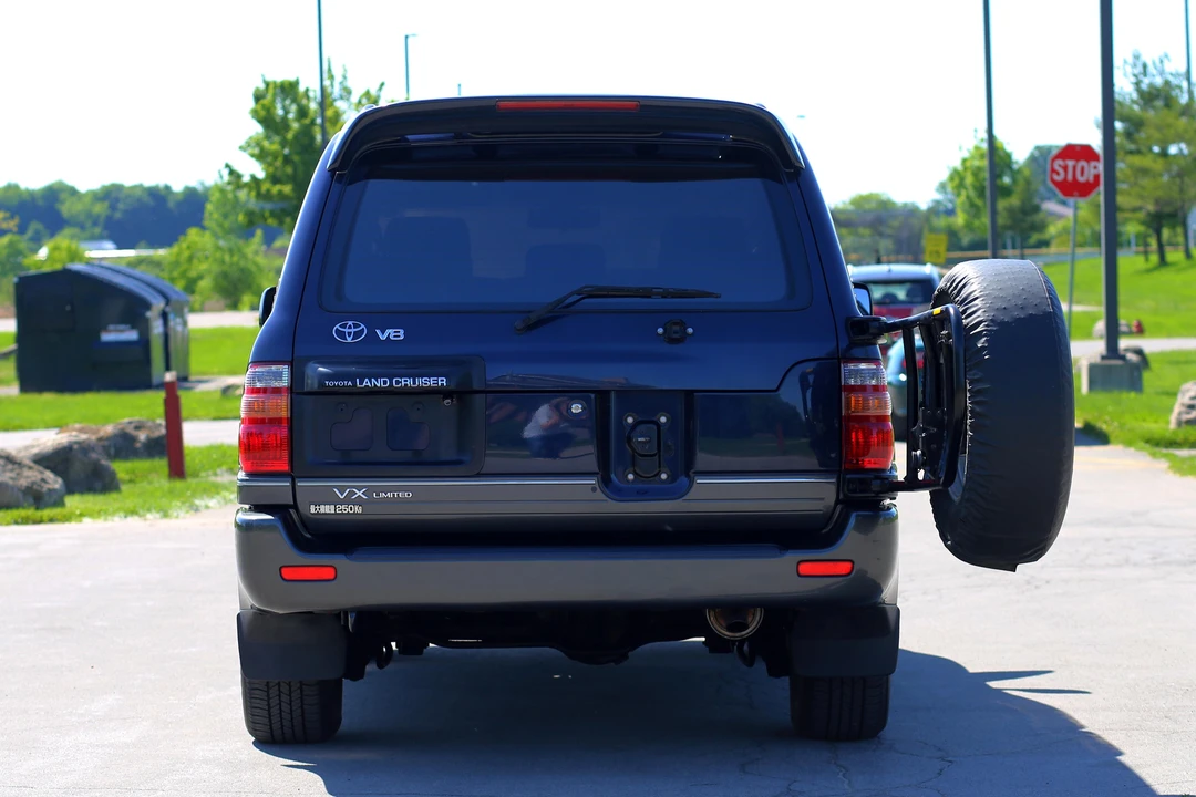1998 Toyota J100 Land Cruiser - Image 10 of 31