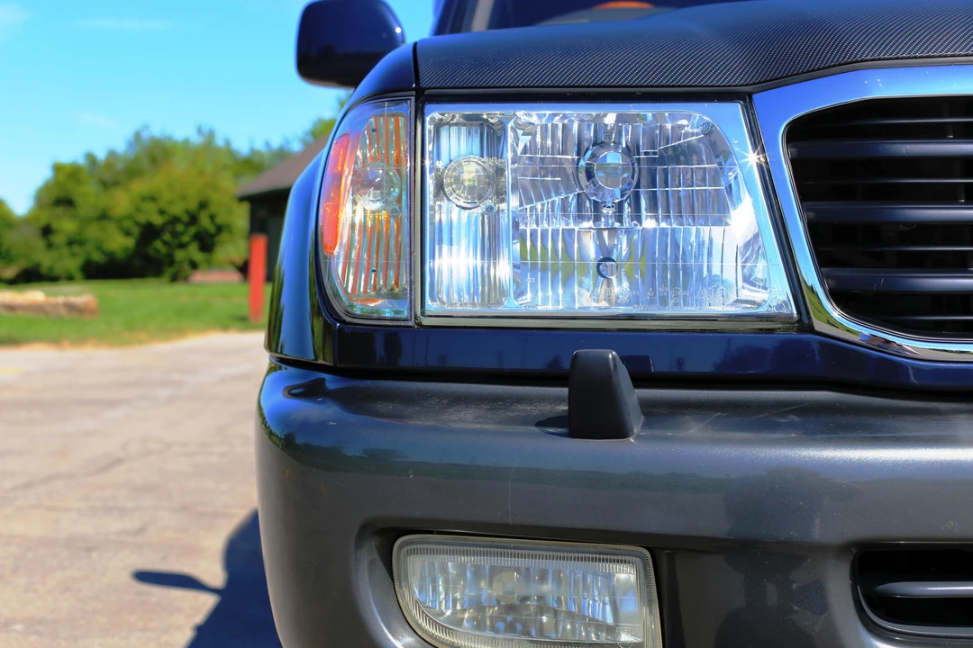1998 Toyota J100 Land Cruiser - Image 14 of 31