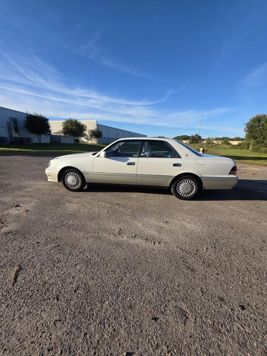 1998 Toyota Crown 10th Gen - Image 4 of 21