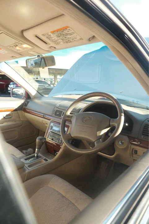 1998 Toyota Progres - Image 3 of 9