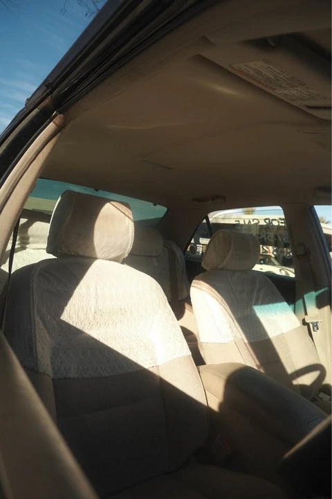 1998 Toyota Progres - Image 5 of 9