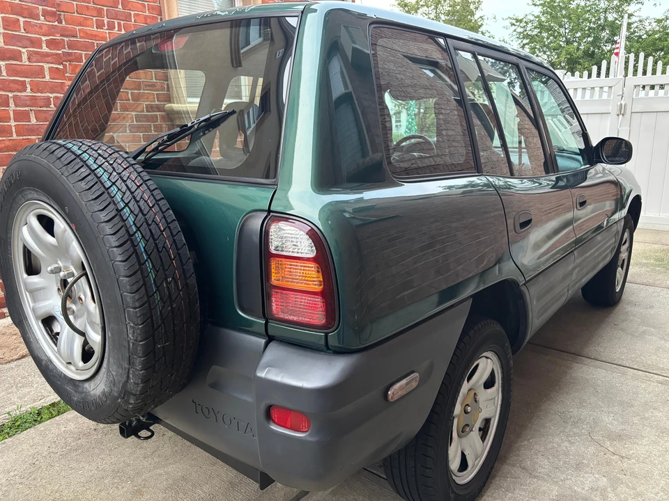 1998 Toyota RAV4 1st Gen - Image 31 of 31