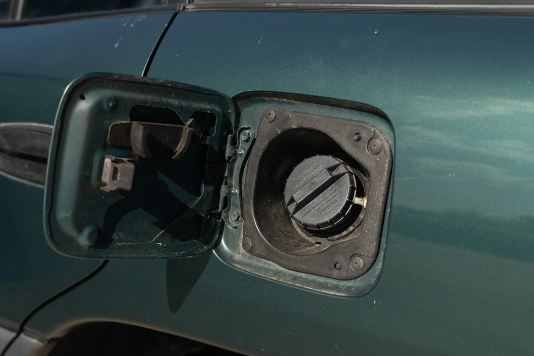1998 Toyota RAV4 1st Gen - Image 24 of 31