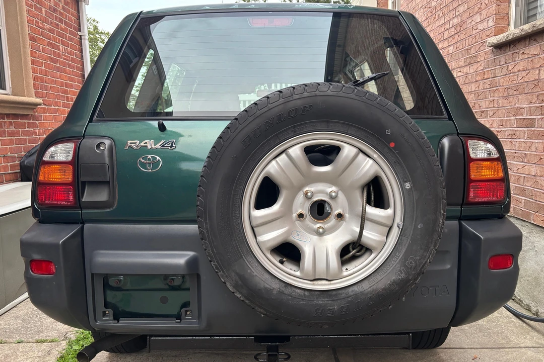 1998 Toyota RAV4 1st Gen - Image 5 of 31