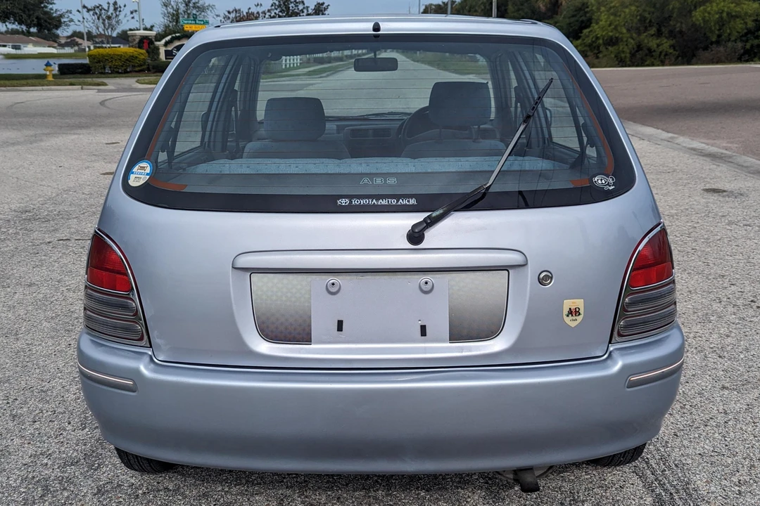 1998 Toyota Starlet 5th Gen - Image 5 of 31