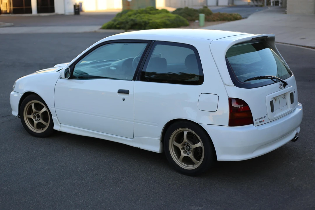 1998 Toyota Starlet 5th Gen - Image 4 of 6