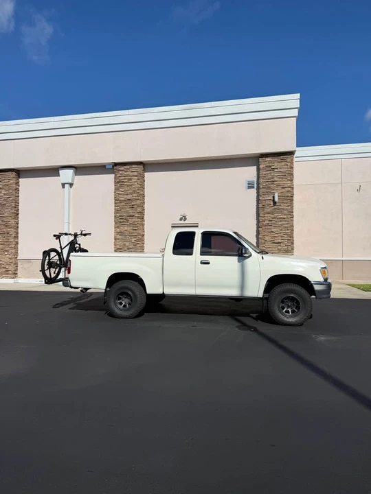1998 Toyota T100 - Image 7 of 10