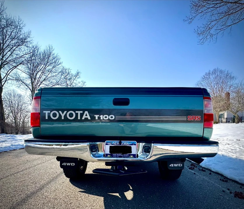 1998 Toyota T100 - Image 9 of 21
