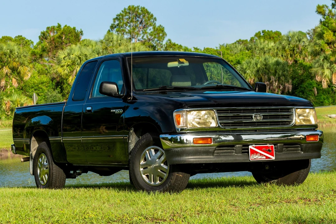 1998 Toyota T100 - Image 2 of 31