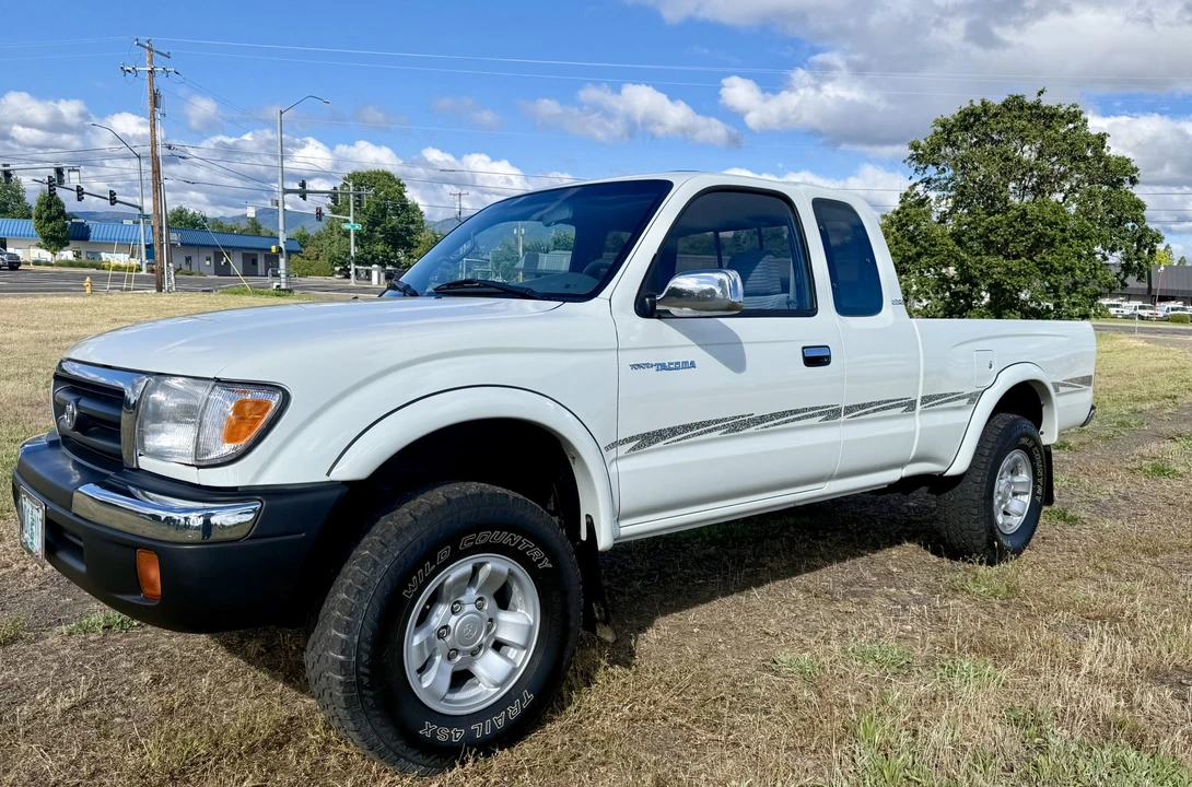 1998 Toyota Tacoma 1st Gen - Image 14 of 31