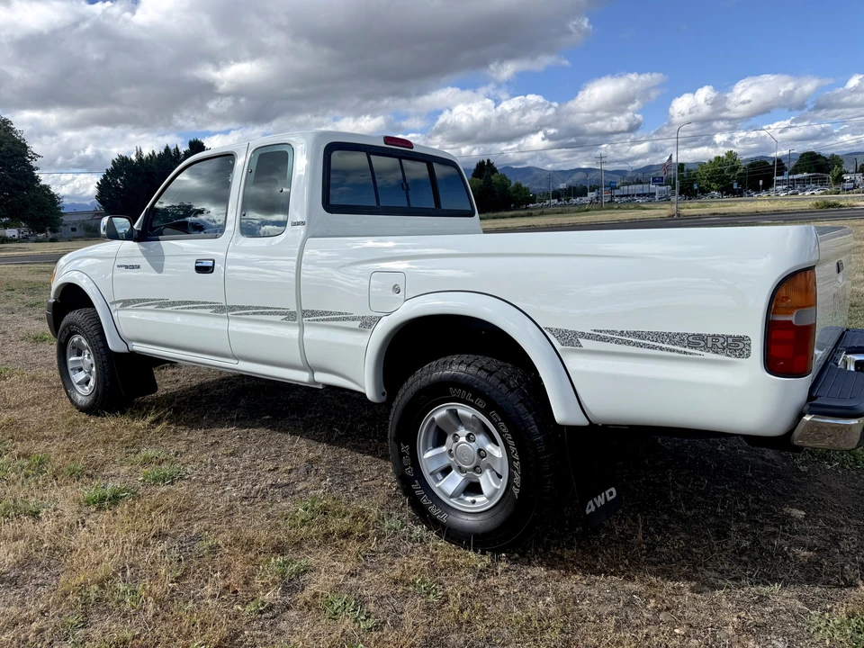 1998 Toyota Tacoma 1st Gen - Image 26 of 31