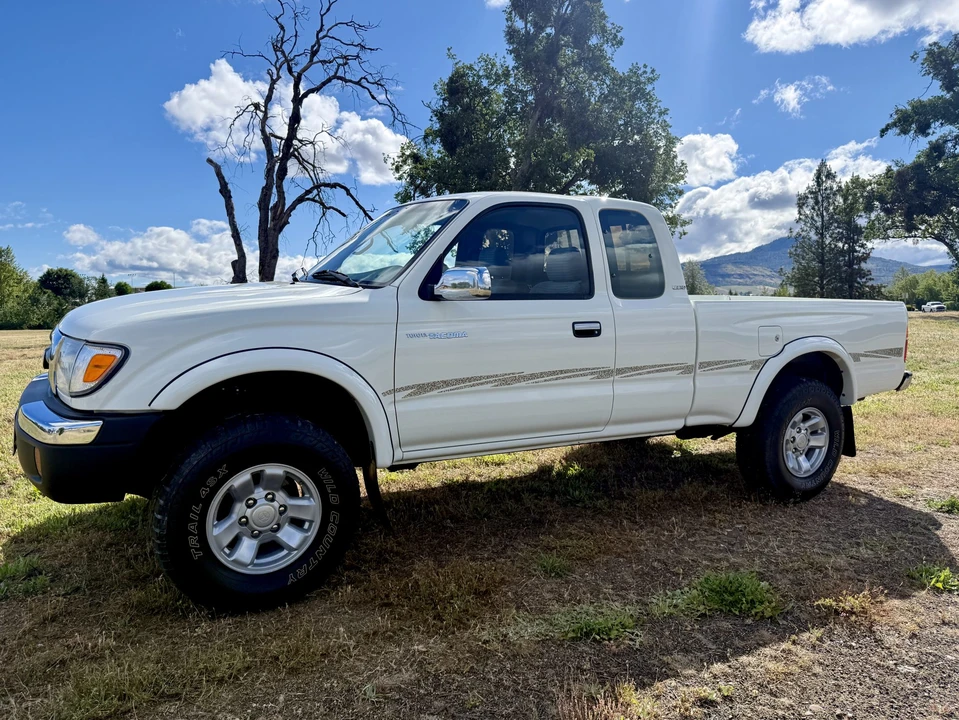 1998 Toyota Tacoma 1st Gen - Image 19 of 31