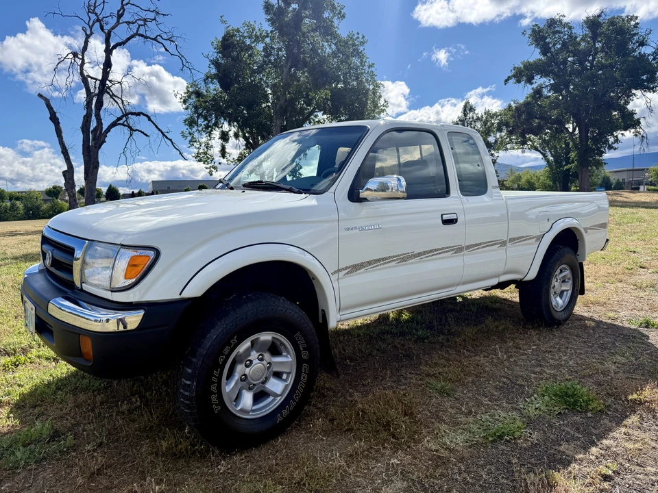 1998 Toyota Tacoma 1st Gen - Image 13 of 31