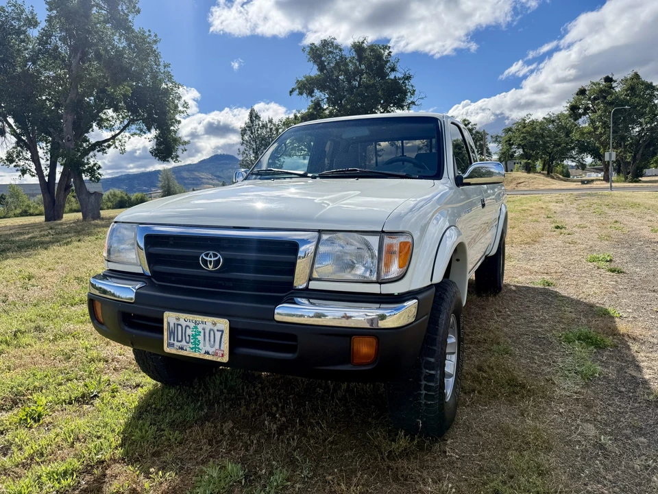 1998 Toyota Tacoma 1st Gen - Image 5 of 31