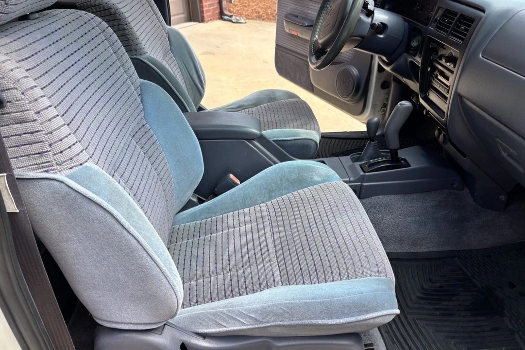1998 Toyota Tacoma 1st Gen - Image 4 of 9