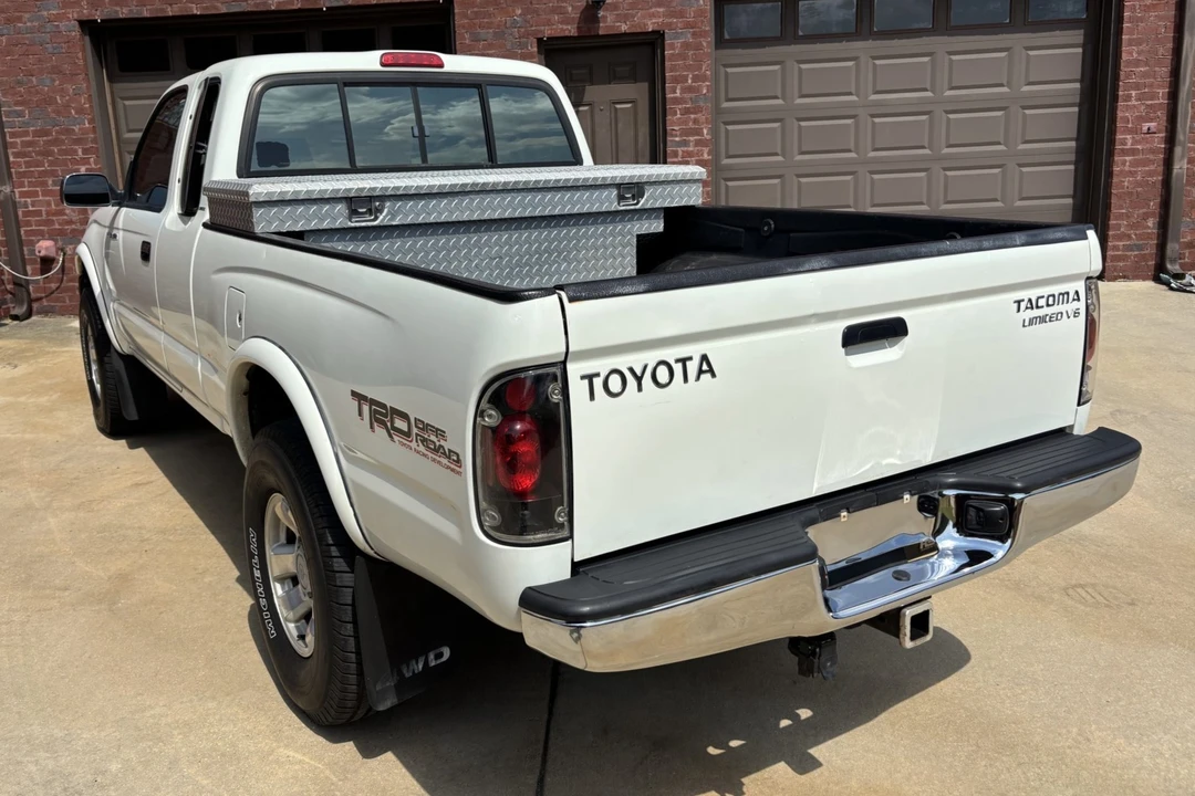 1998 Toyota Tacoma 1st Gen - Image 2 of 9