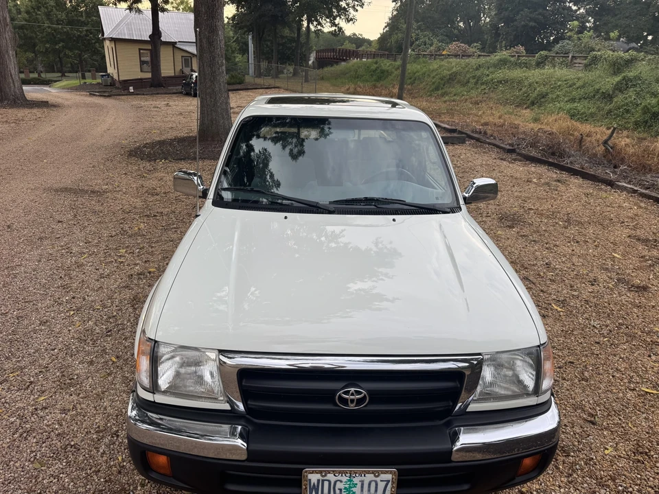1998 Toyota Tacoma 1st Gen - Image 18 of 31
