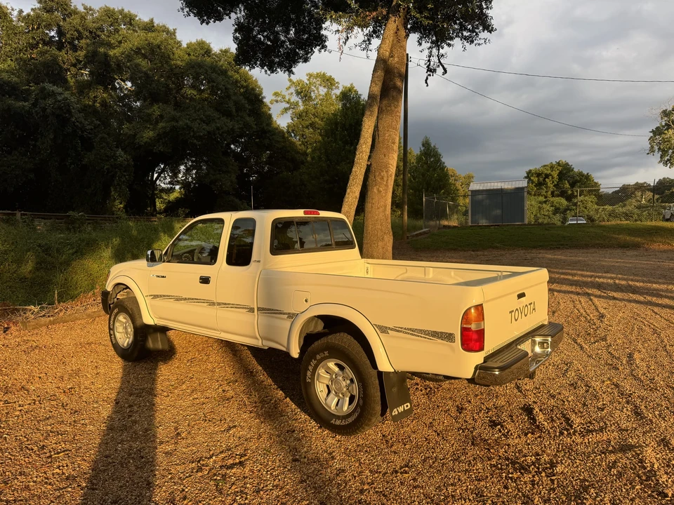 1998 Toyota Tacoma 1st Gen - Image 9 of 31