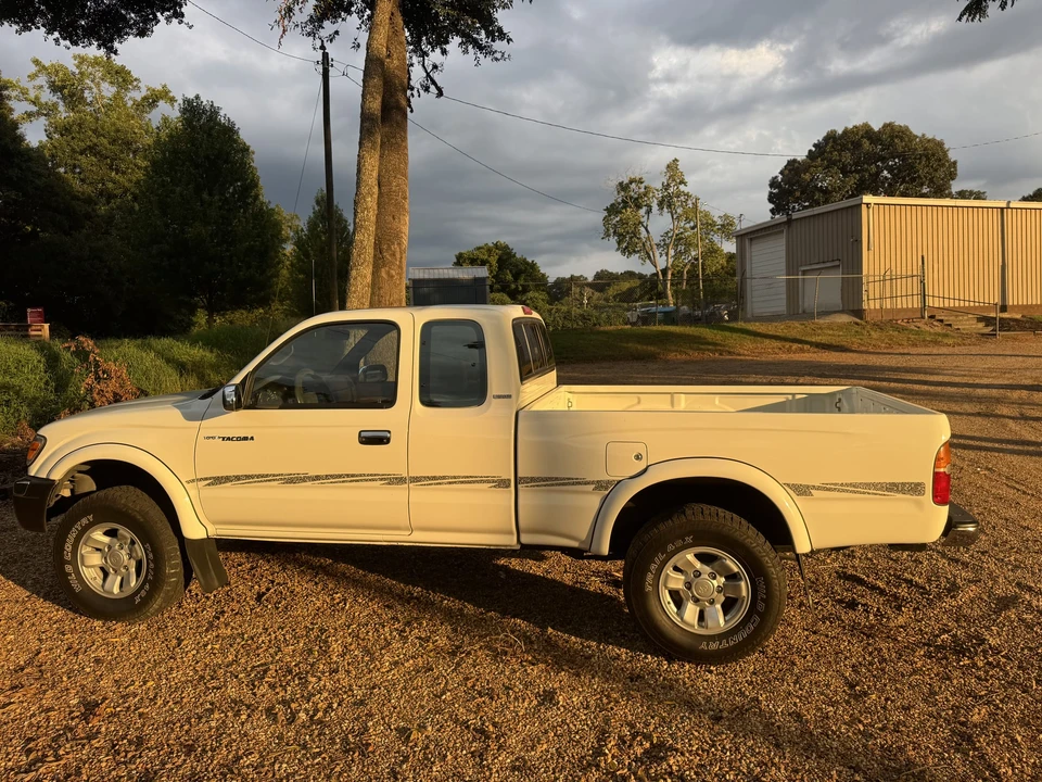 1998 Toyota Tacoma 1st Gen - Image 6 of 31