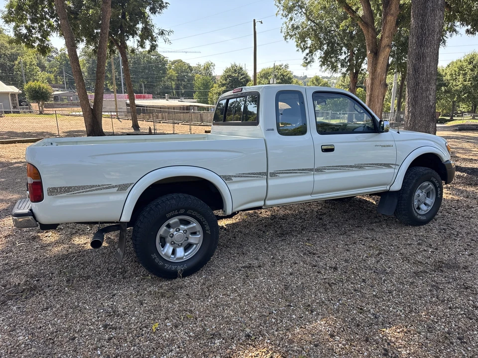 1998 Toyota Tacoma 1st Gen - Image 12 of 31