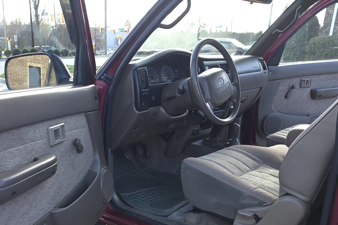 1998 Toyota Tacoma 1st Gen - Image 5 of 7