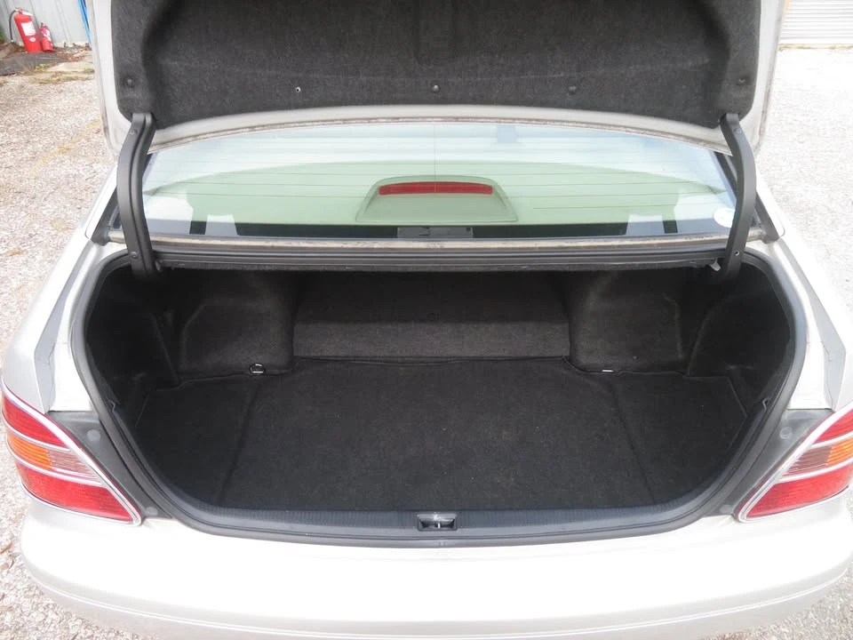 1998 Toyota Aristo - Image 15 of 20