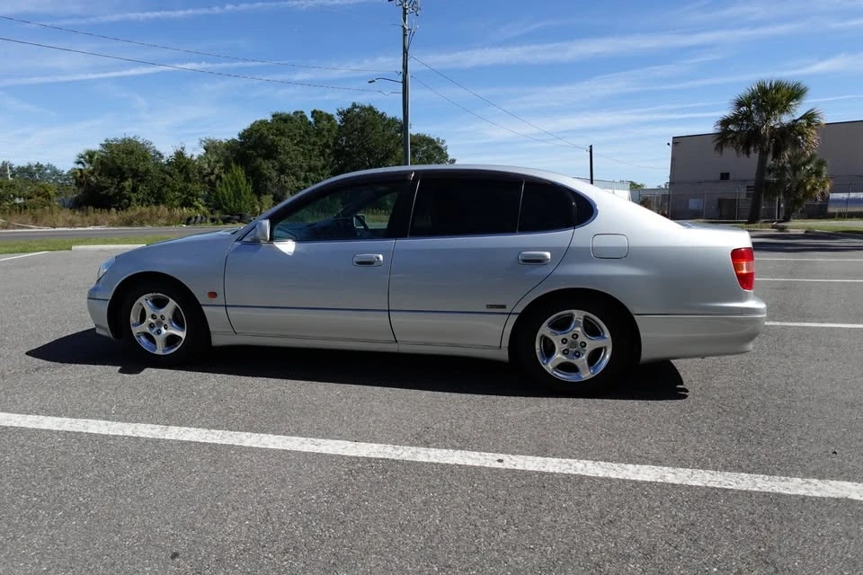 1998 Toyota Aristo - Image 13 of 20