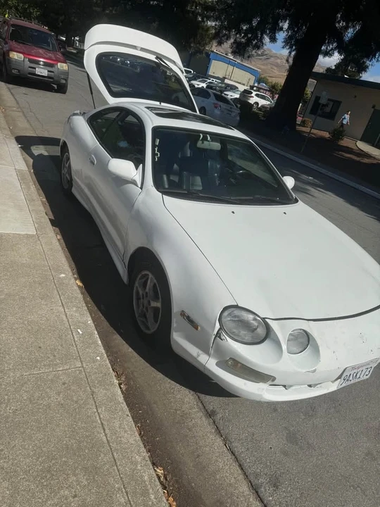 1998 Toyota Celica 6th Gen - Image 2 of 5