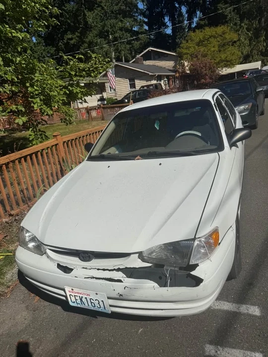 1998 Toyota Corolla 8th Gen - Image 2 of 8