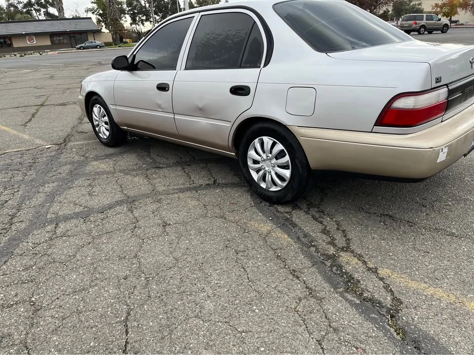 1998 Toyota Corolla 8th Gen - Image 4 of 7