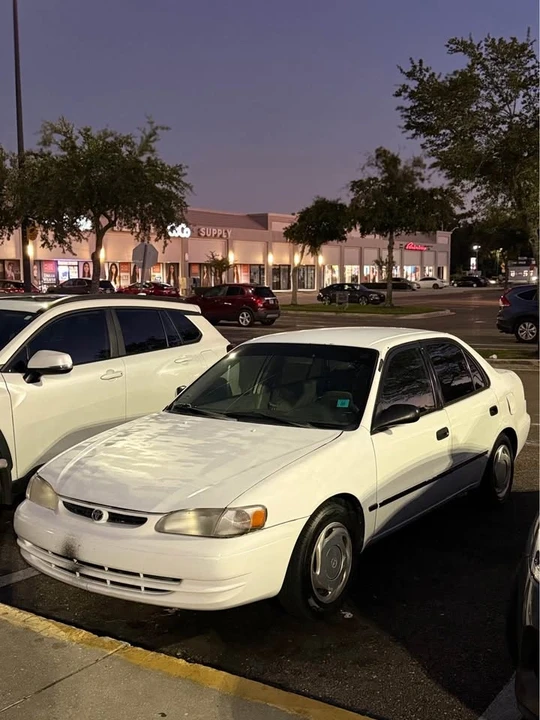 1998 Toyota Corolla 8th Gen - Image 2 of 2