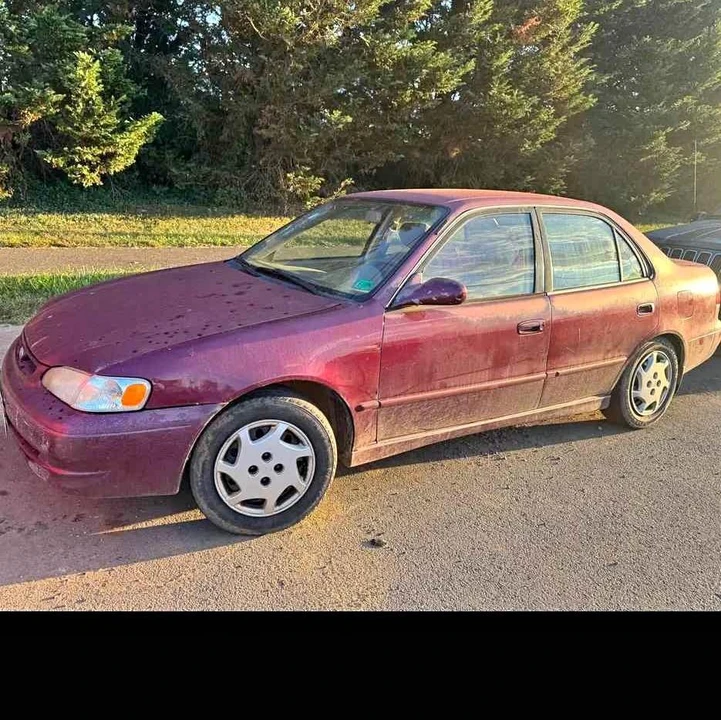 1998 Toyota Corolla 8th Gen - Image 1 of 3
