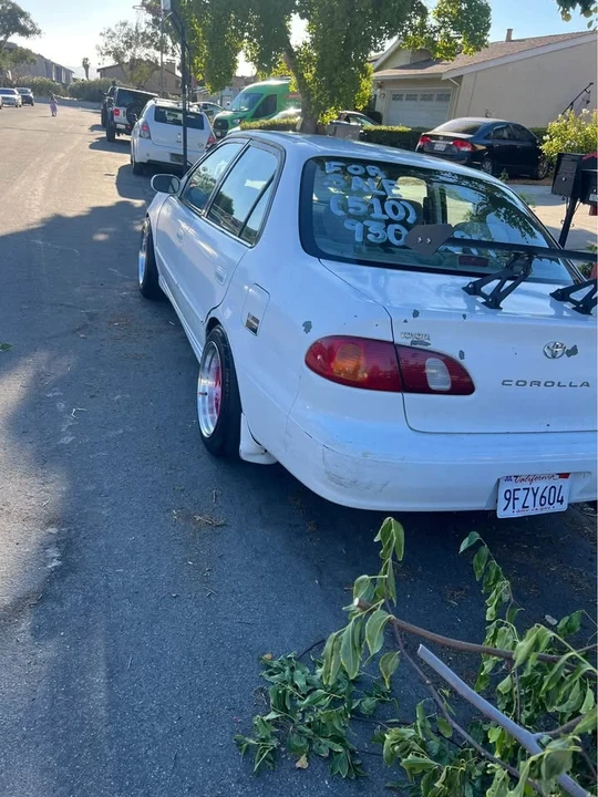 1998 Toyota Corolla 8th Gen - Image 4 of 8