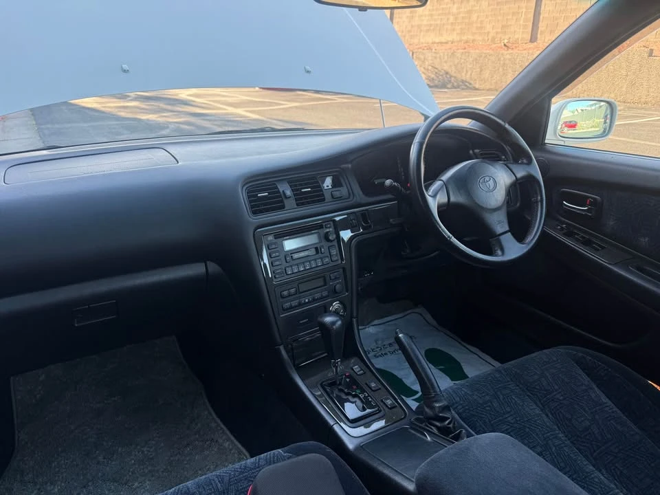 1998 Toyota Cresta 5th Gen - Image 16 of 19