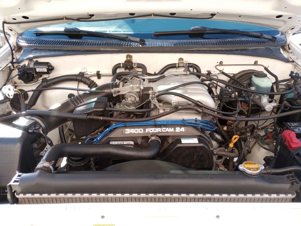 1998 Toyota T100 - Image 9 of 19